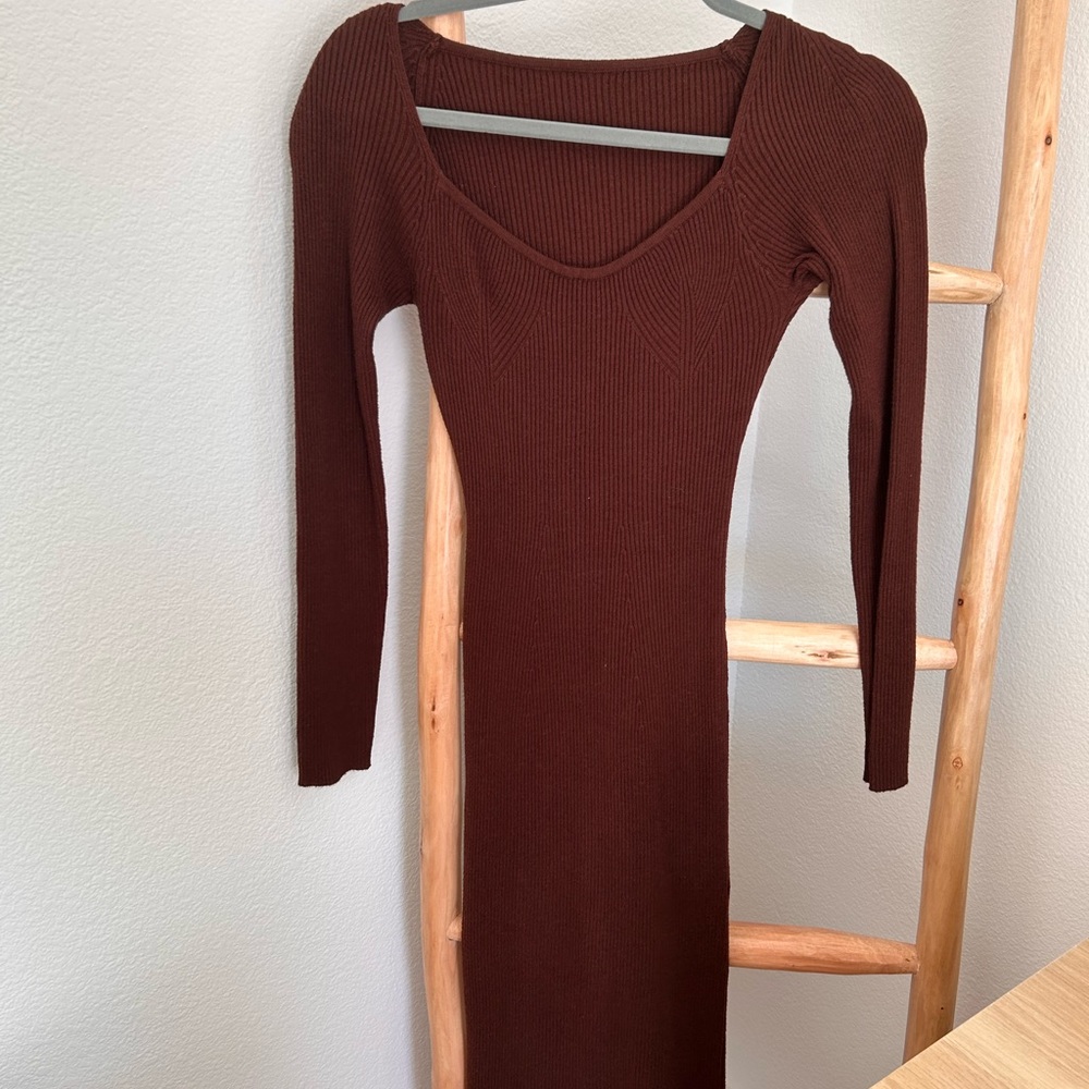 Elegant Brown Knit Dress